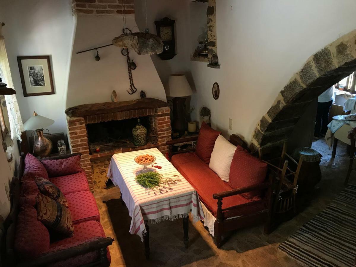 Mylopetra Traditional House Armakha Esterno foto